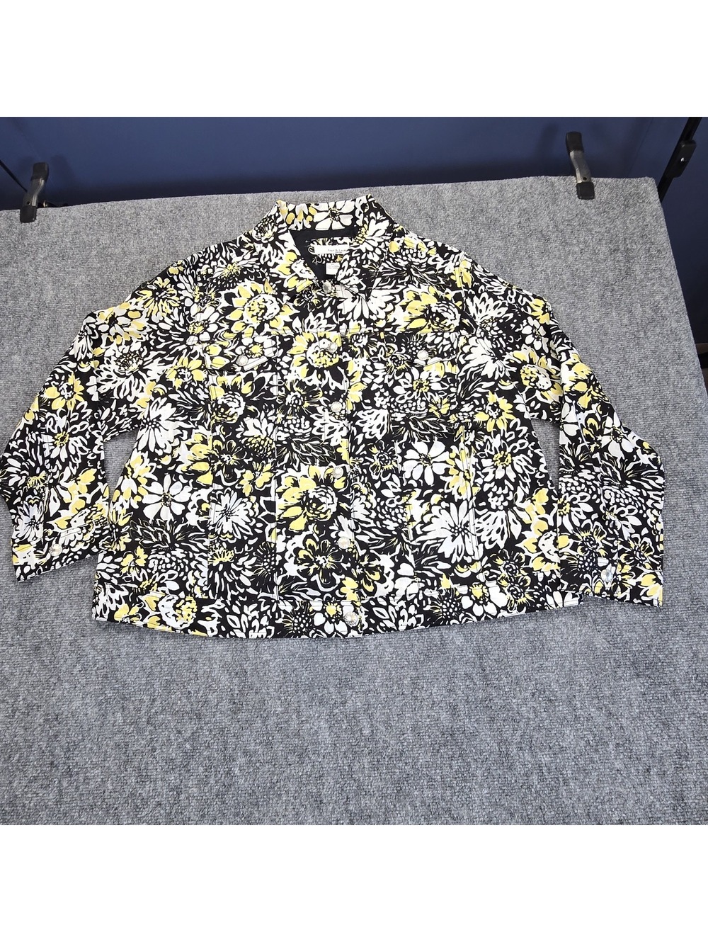 Lucy & Laurel 100% Linen Floral Button Front Shirt Women's 3X